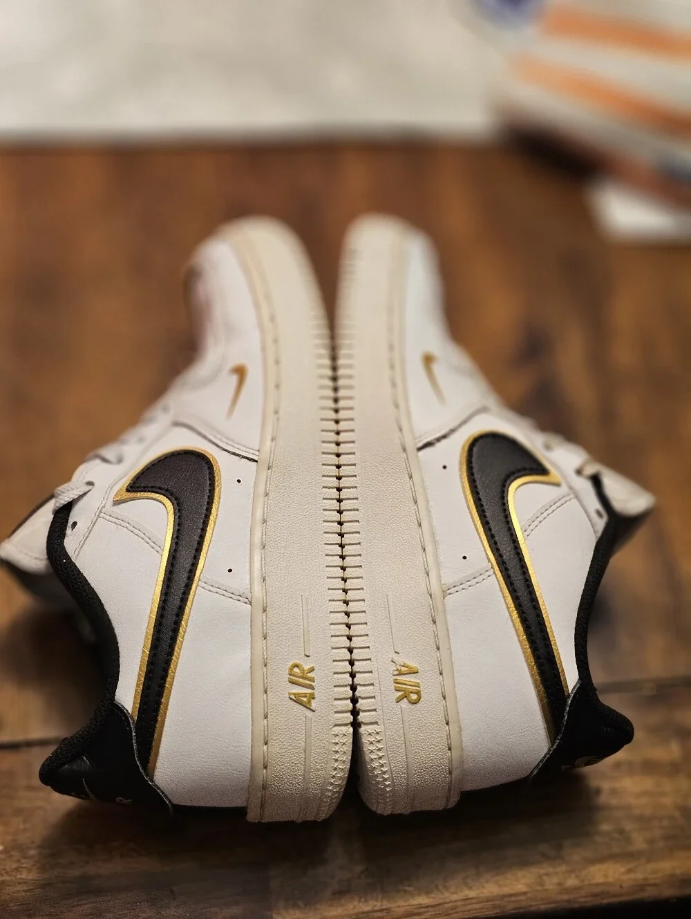 Nike Air Force 1 LV8 TD Low Kids Size 5.5Y Classic White Black Gold